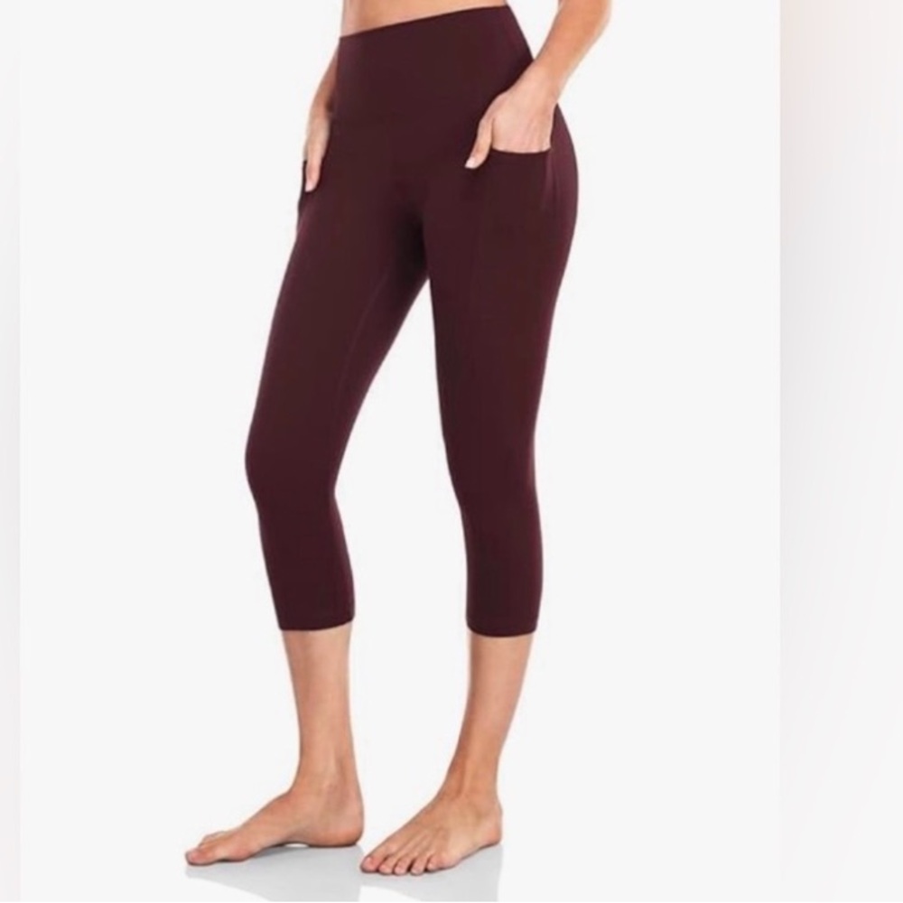EUC HeyNuts High Waisted Yoga Cropped Leggings W/Side Pockets In Burgundy XS